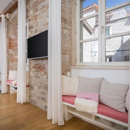 That Place Studio Apartment Trogir Eksteriør bilde